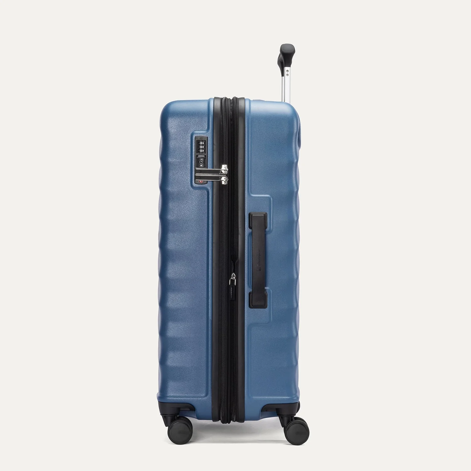 MaxliteĀ® Air V2 Compact Carry-On / Medium Check-In Set - Image 4