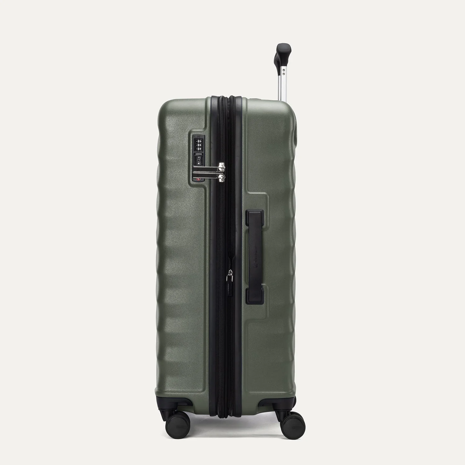 MaxliteĀ® Air V2 Compact Carry-On / Medium Check-In Set - Image 8