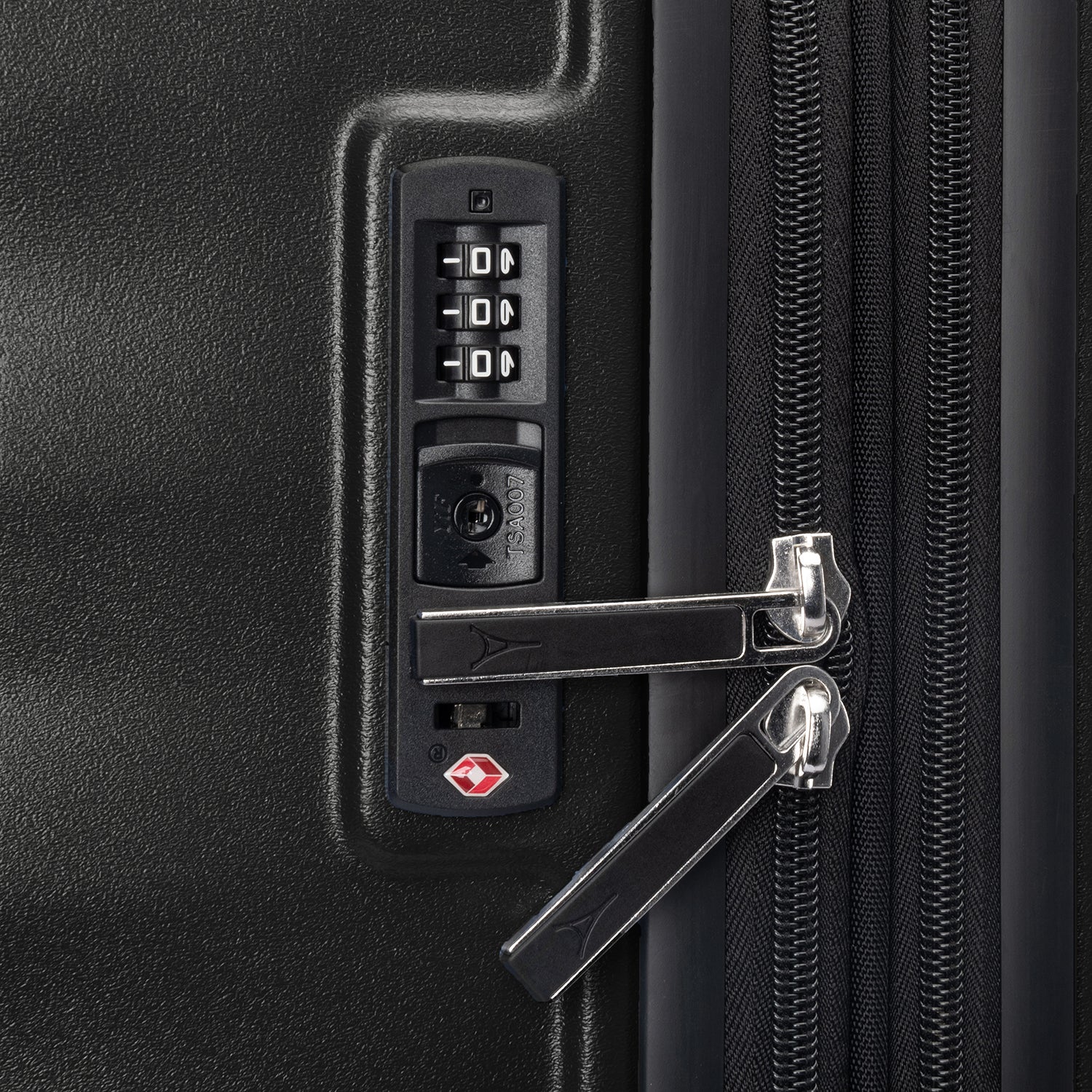 Maxlite® Air V2 Medium Check-In Hardside Spinner - Image 25
