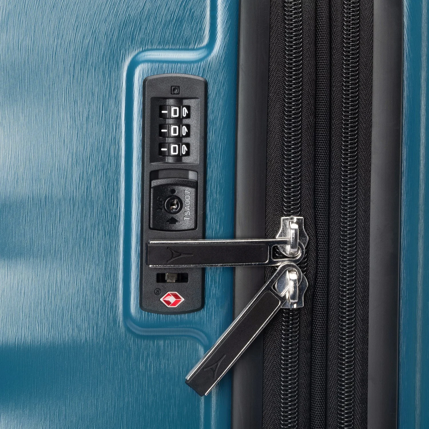 Maxlite® Air V2 Medium Check-In Hardside Spinner - Image 7