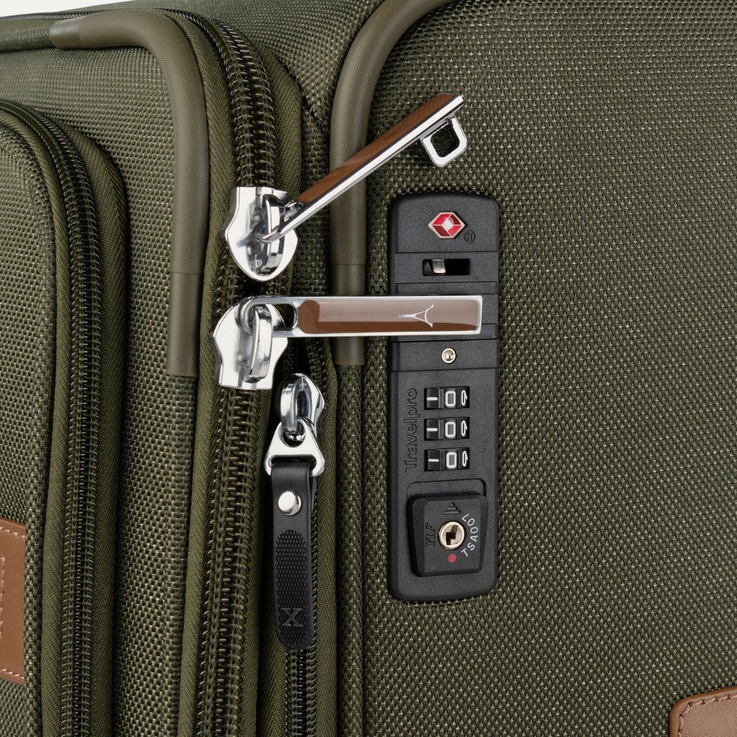 Platinum® Elite: First Class - Luggage Set - Image 48
