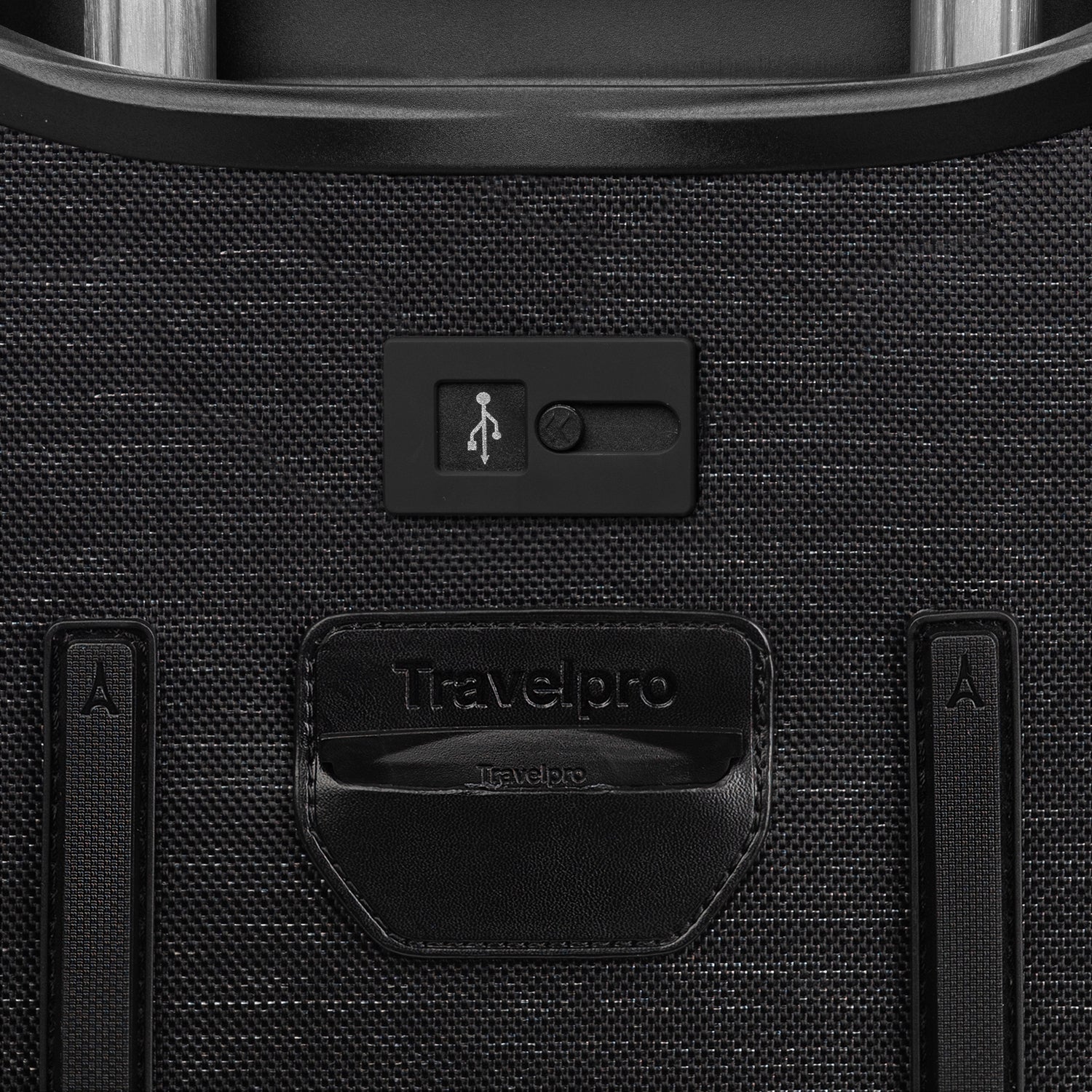 Platinum® Elite: First Class - Luggage Set - Image 6