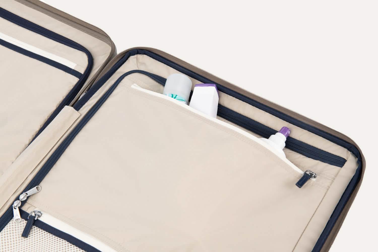 Platinum® Elite Large Check-In Hardside Spinner - Image 29
