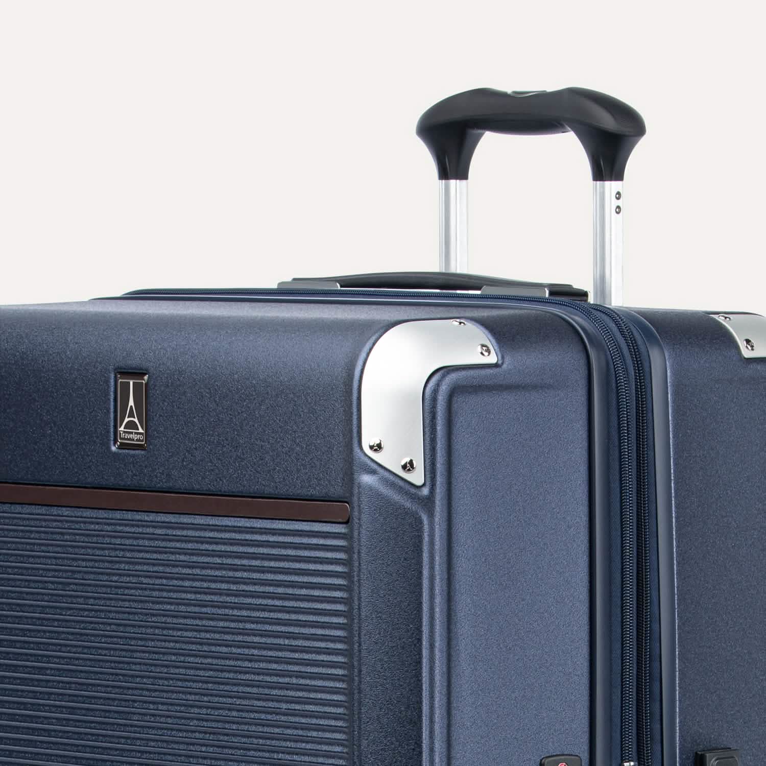 Platinum® Elite Large Check-In Hardside Spinner - Image 37