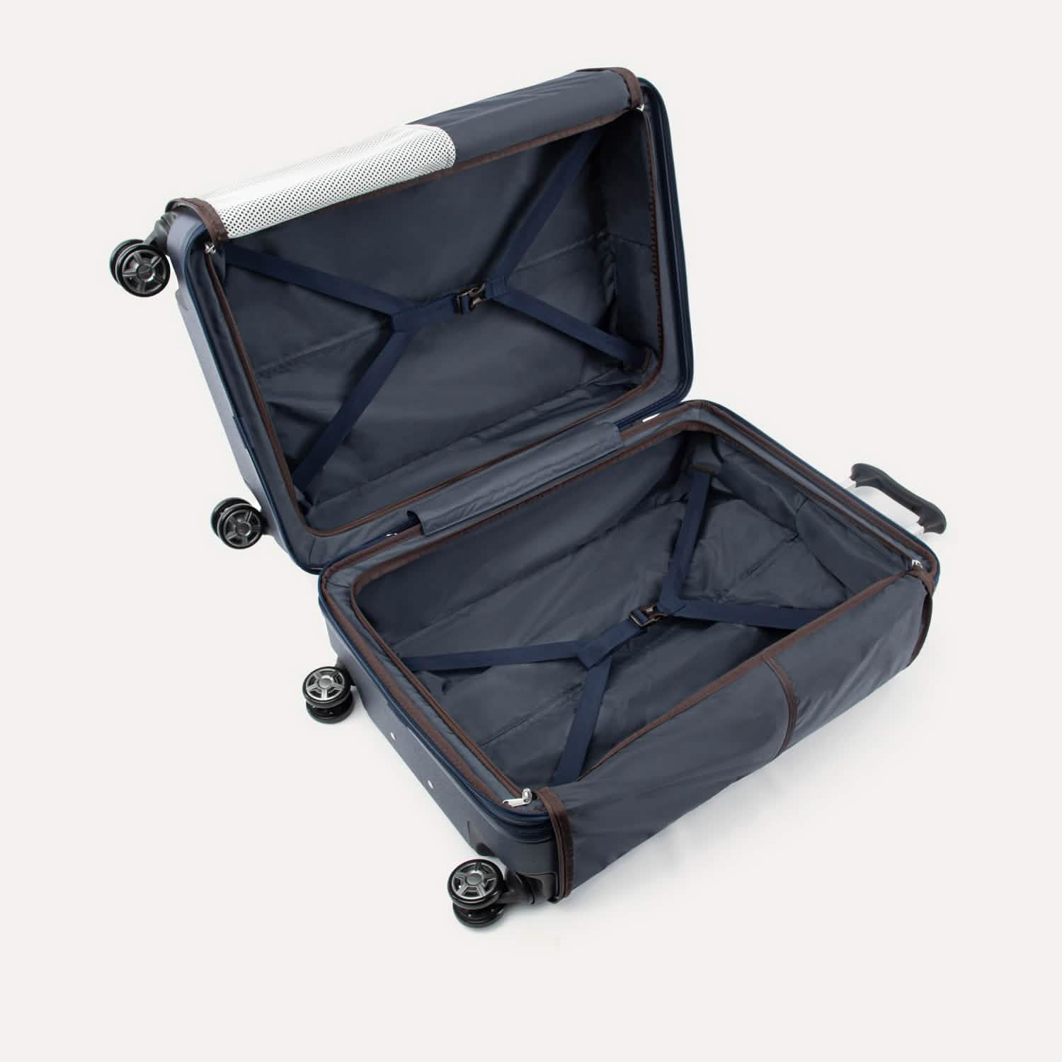 Platinum® Elite Medium Check-In Hardside Spinner - Image 20