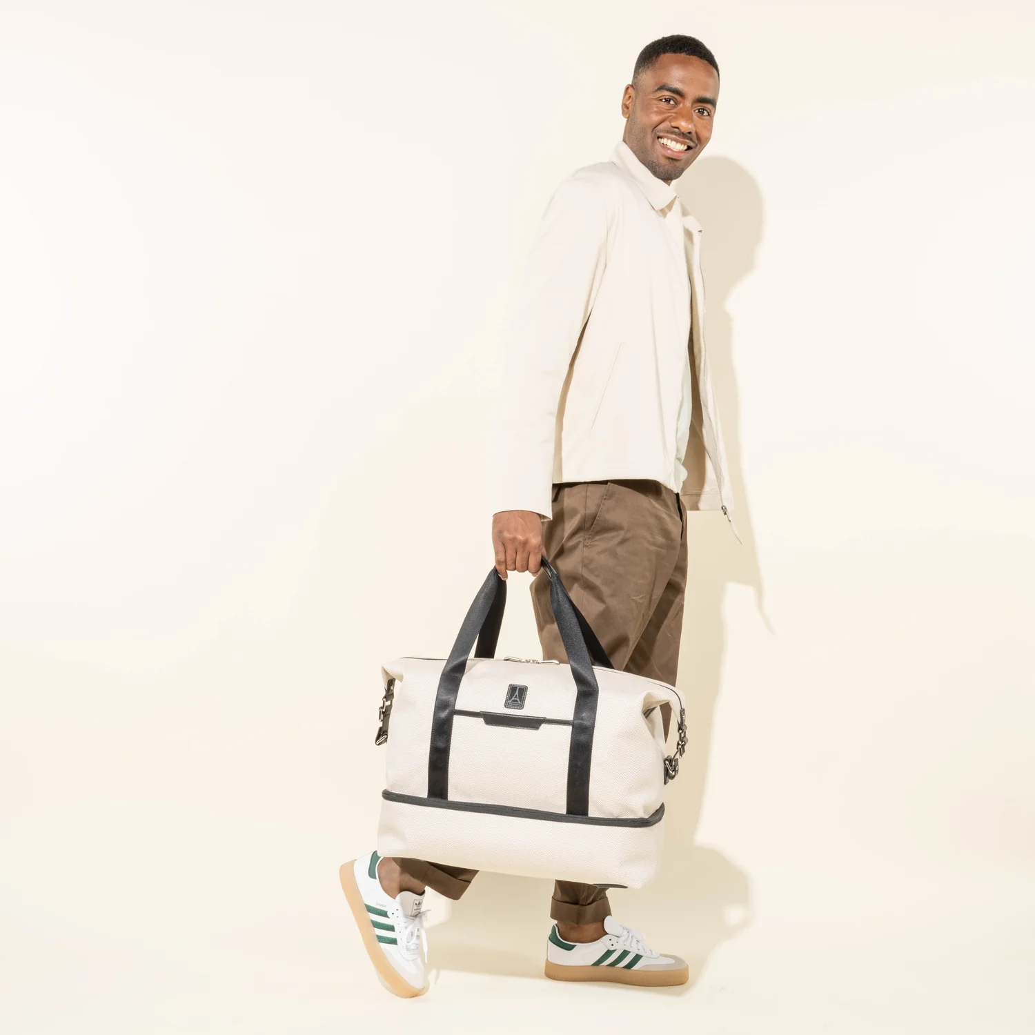 Travelpro® x Travel + Leisure® Drop-Bottom Weekender - Image 5